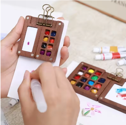 TRAVEL WATERCOLOUR KIT