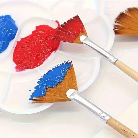 ARTIST'S FAN BRUSH